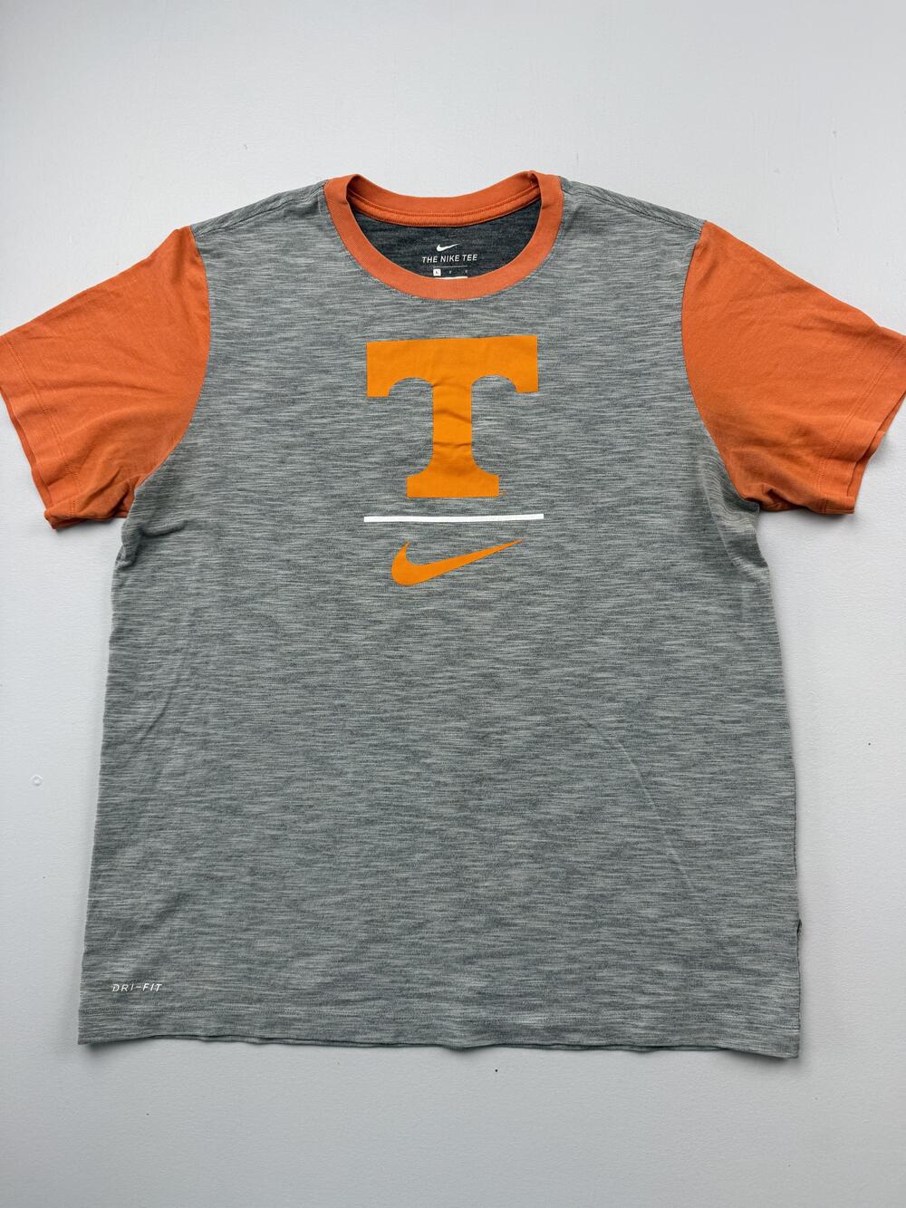 Tennessee Volunteers Shirt Mens Large Gray NCAA Football Nike Dri Fit Graphic